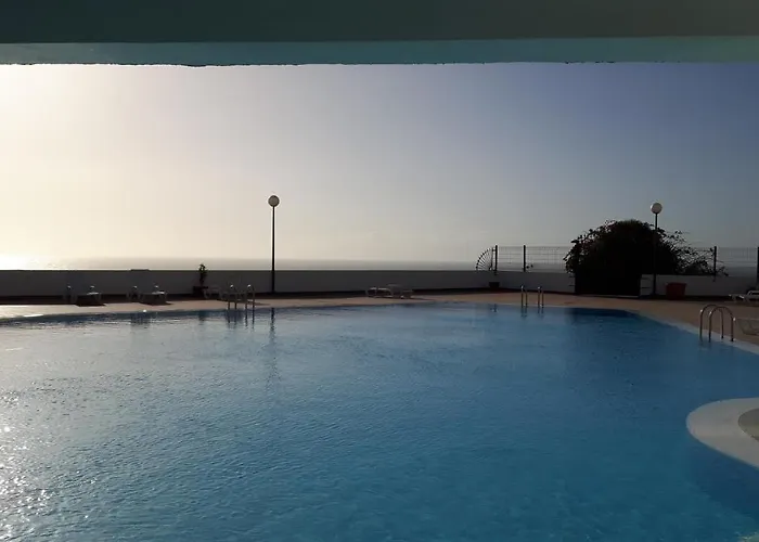 On The Wave Адехе